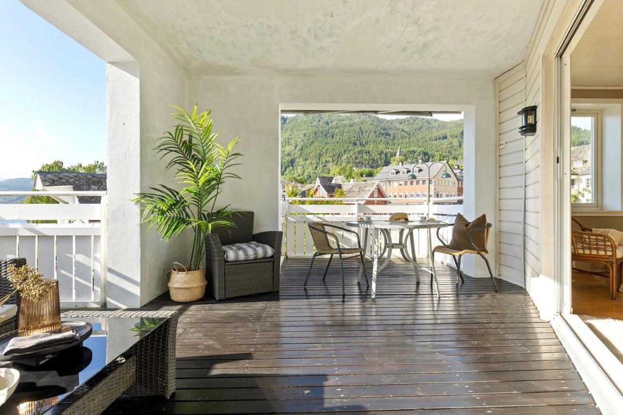 Fun In The Fjords Of Norway! Free Sup, Kajakk & Kano Included In Boathouse Kvam  Exterior photo